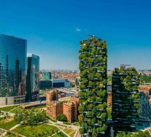 Milan cityscape, panoramic view with new skyscrapers in Porta Nuova district.