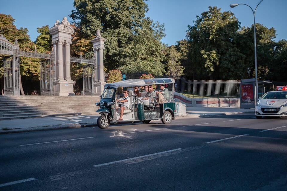 Madrid: Private City Tour by Eco Tuk Tuk