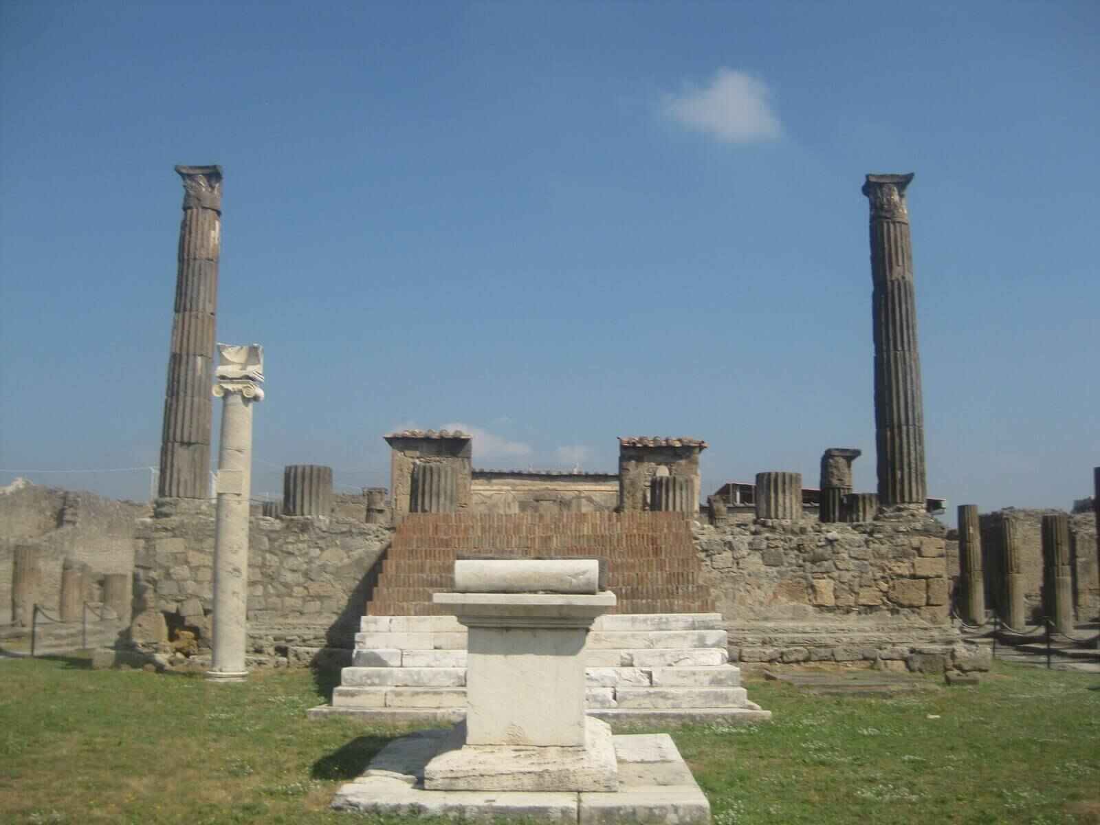 Journey Through Time: Exploring the Temple of Apollo in Pompeii